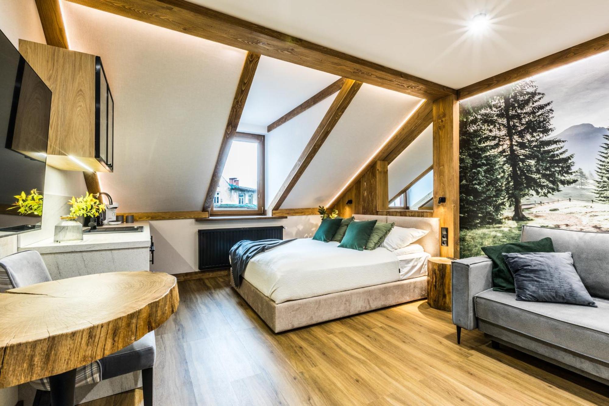 Deluxe Apartment