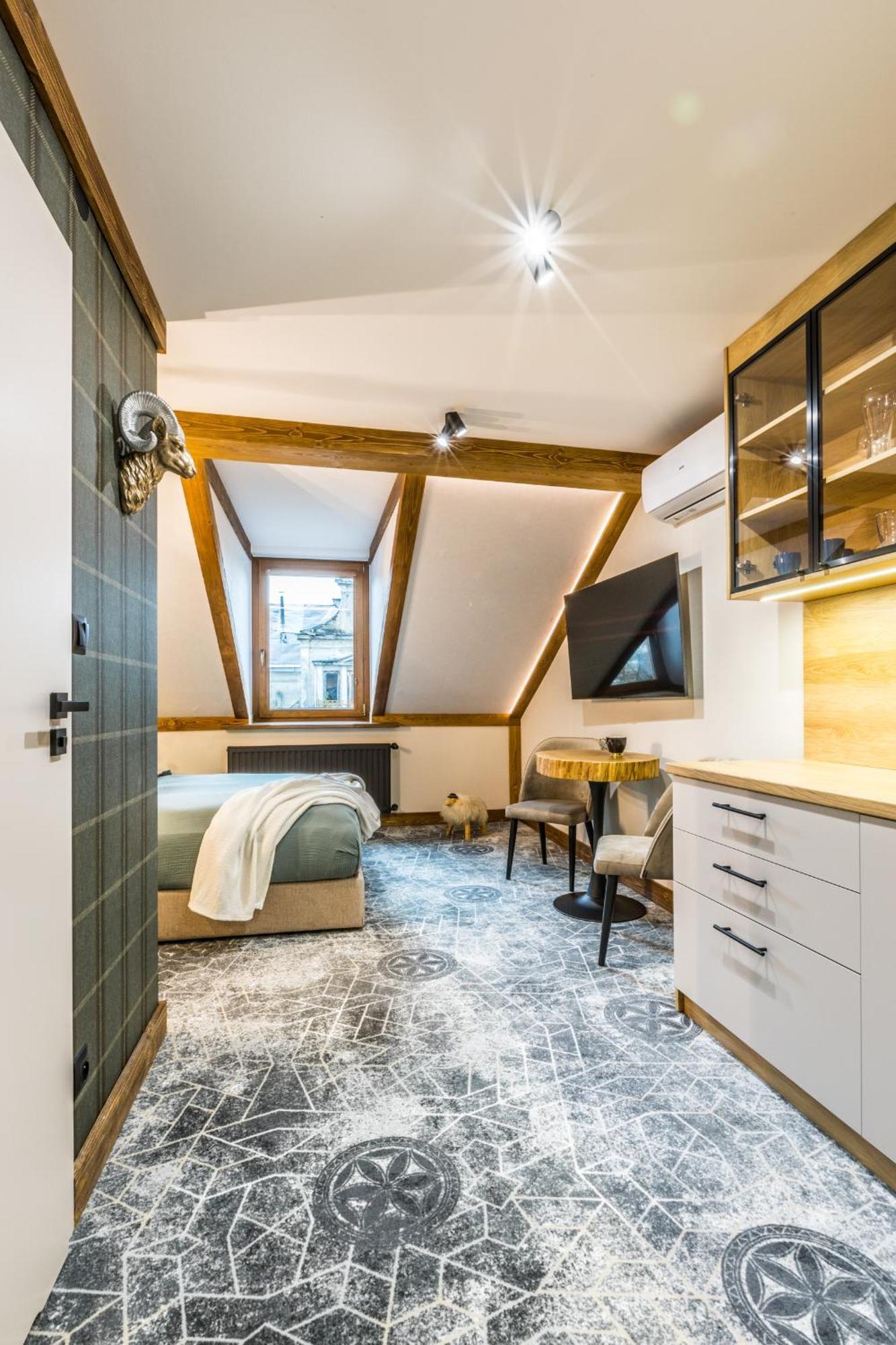 Standard Apartment